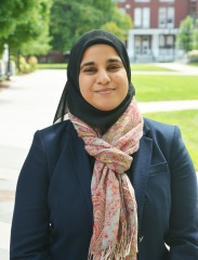 Wafa Unus headshot on the quad