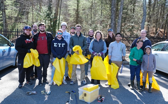 Earth Day Clean up volunteers in McKay parking lot 
