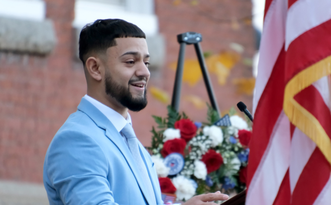 Student veteran Andres Crespo speaks