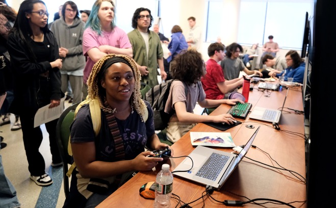 Students at Visions trying out video games in Hammon