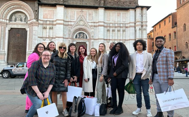 Students shopping and exploring in Milan Italy Spring Break 2023