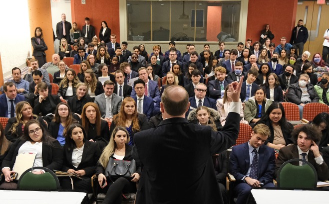 Groups from 2022 Northeast Regional Moot Court Competition in Ellis White with Paul Weizer intro