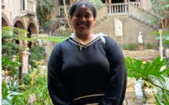 Cayla Koduah ACT tutor at museum.