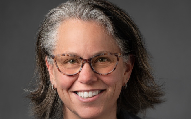 Rebecca Newell HR headshot.
