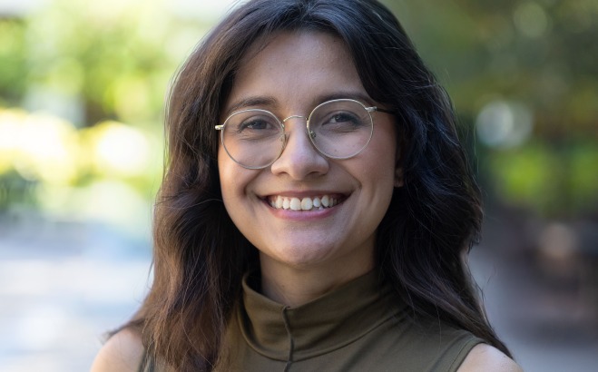 Karina Calvo headshot Alumni 