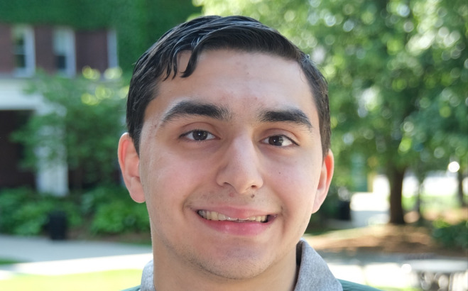 Devin Grainger orientation leader headshot.