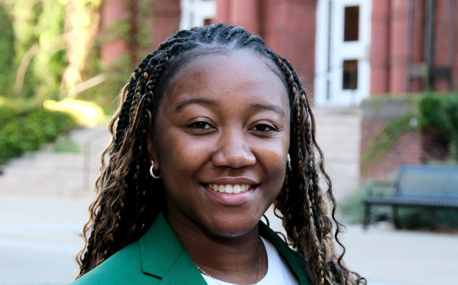 Headshot of Dehkontee Cooper Presidential Ambassador.