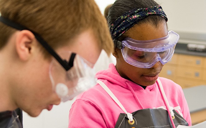 Students working in a lab