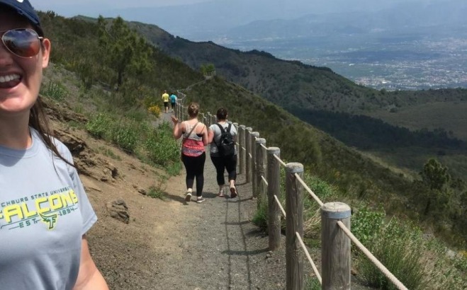 Katrina Syrakos on a walking trail in Italy