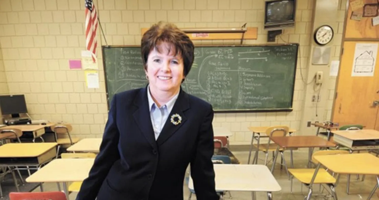 Maureen (Callan) Binienda ’76, ‘81