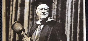 Portrait of Walter Harrod '40