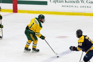 Falcons hockey player Alexandre Beauvais