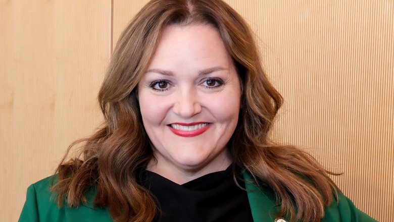 President Donna Hodge headshot