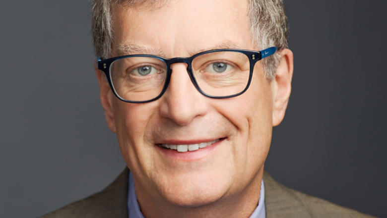Headshot of author and professor Dan Kennedy