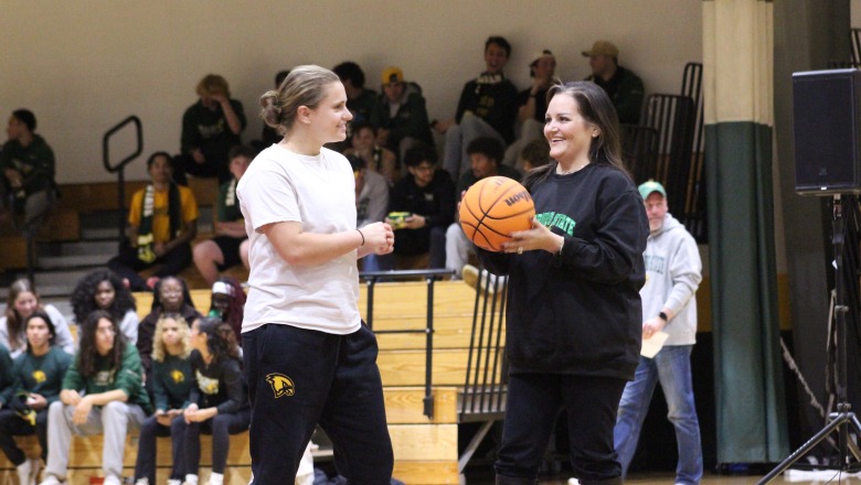 Falcons Cold Rush free throw Kiley Connors and President Hodge basketball