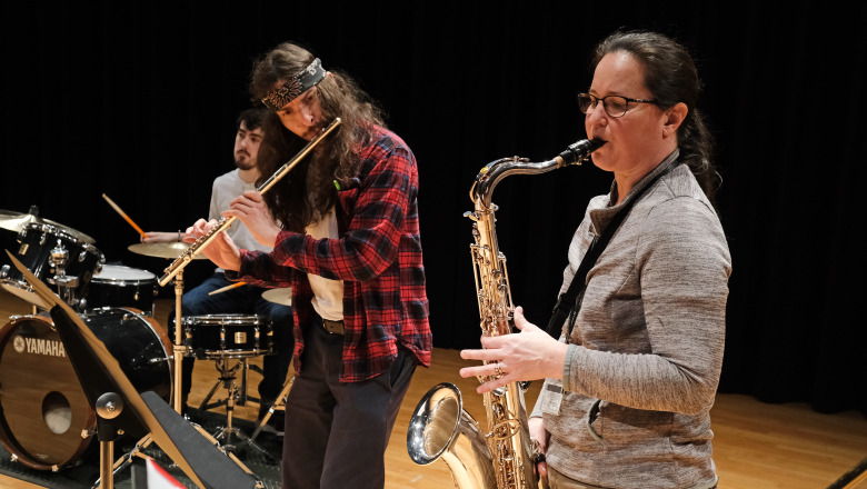 Amy McGlothlin Fitchbyrds jazz band