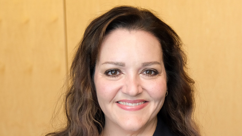 President Donna Hodge headshot
