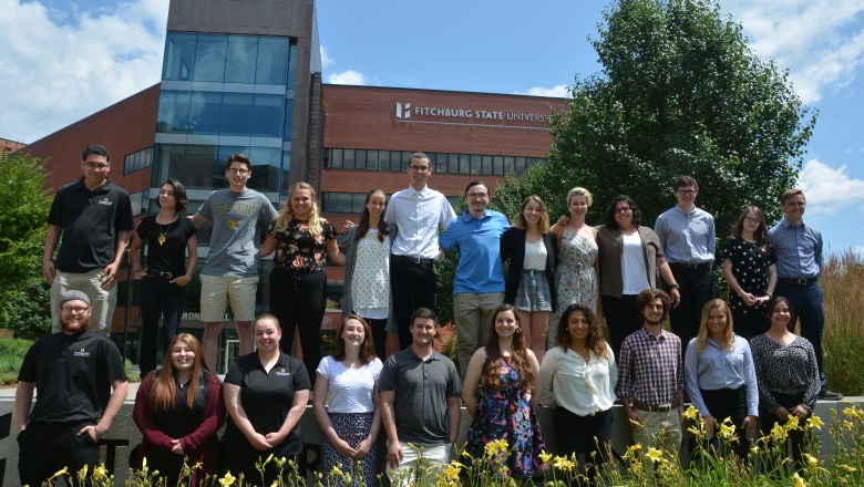 Summer research projects a transformative experience for students |  Fitchburg State University