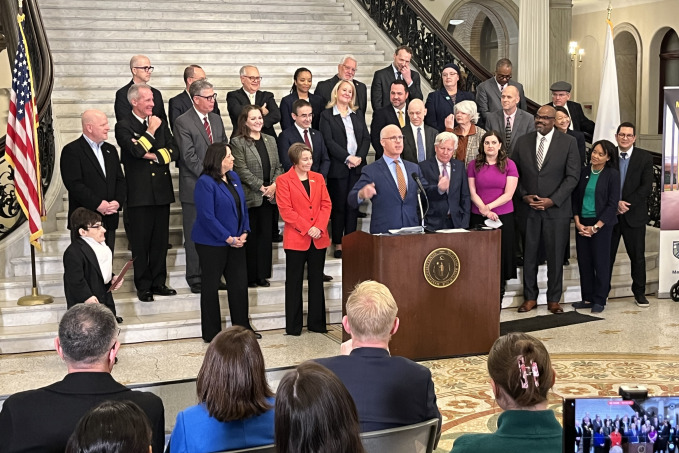Go Higher at the state house with President Donna Hodge in attendance