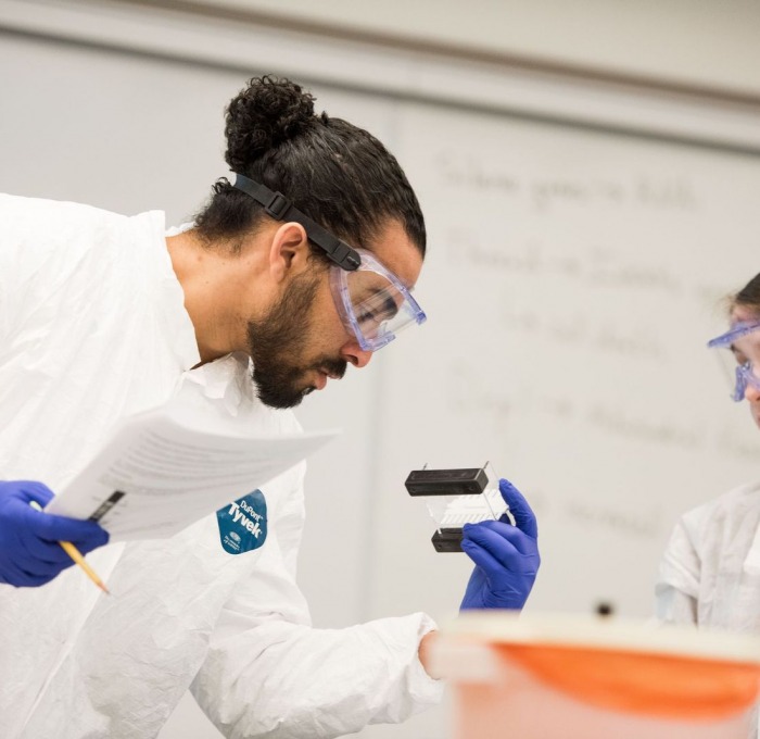 Biology and Chemistry students