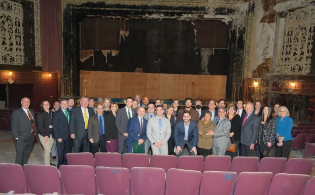 Group photo of theater tour