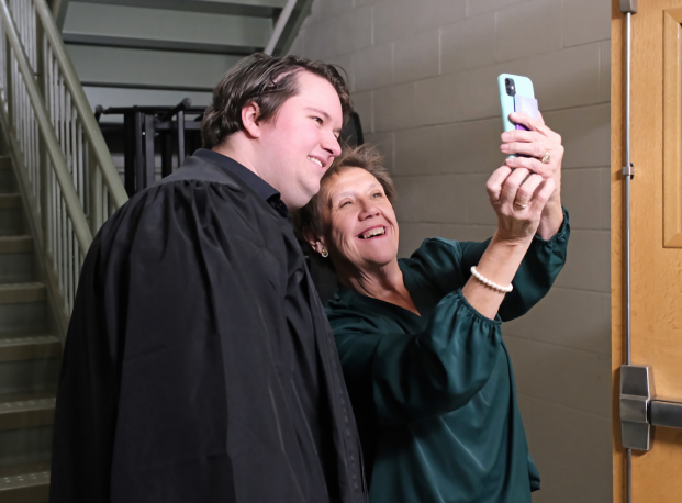 Photo of Justin Bishop and Jamie Cochran at Winter 2023 commencement