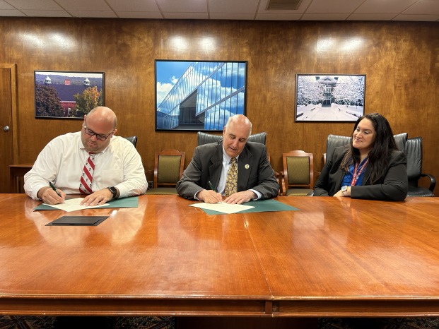 FPS and FSU officials sign Honors Compact