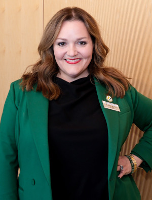 President Donna Hodge headshot