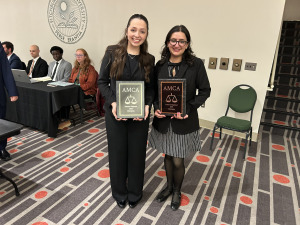Students win Moot Court regional tournament