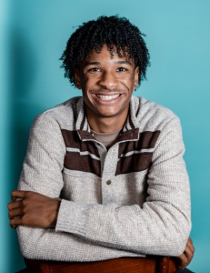 Elijah Nevels comedian headshot.