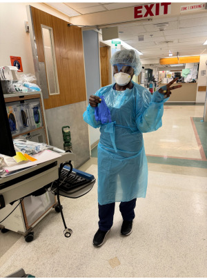 Lizzy Lartey working as a nurse at UMass