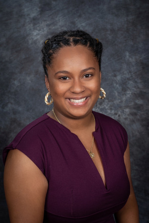 Dias grad student head shot 